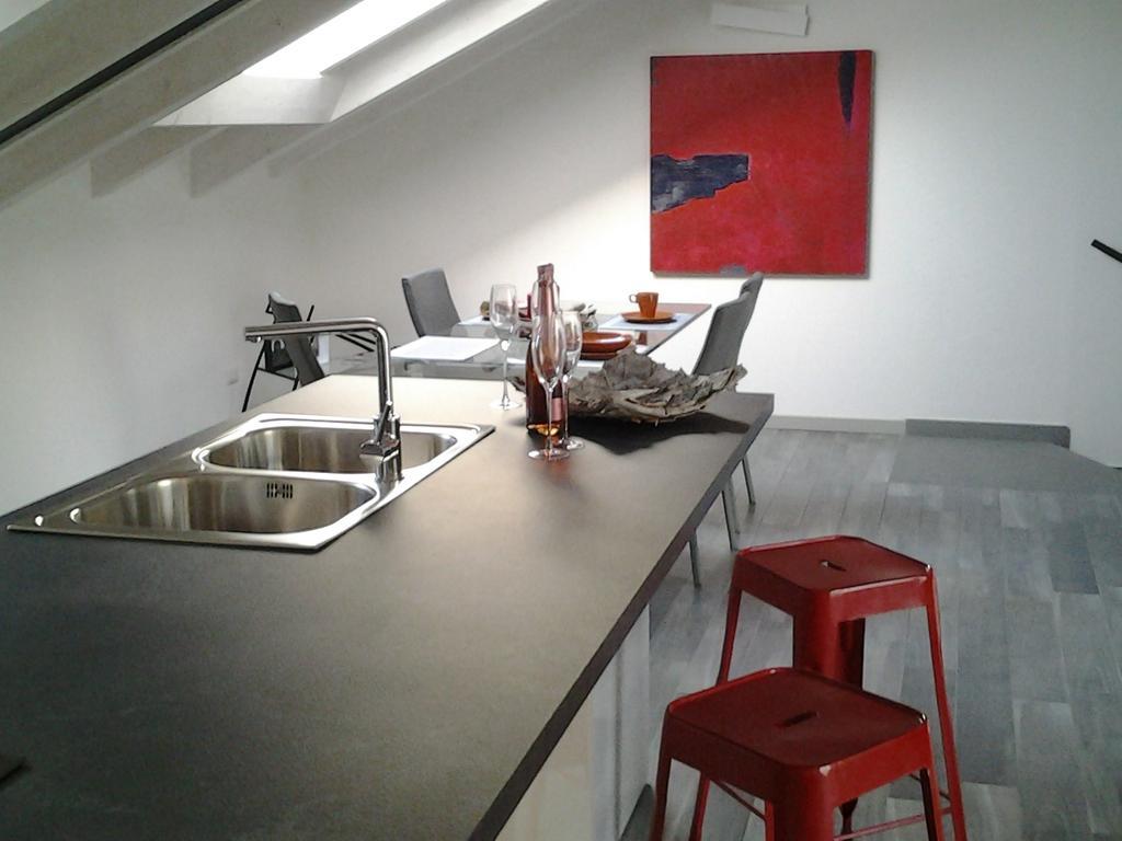 Apartment Via Carcano 13 *
